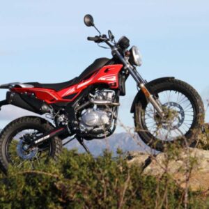 Alquiler de Rieju Tango 125 en Santiago de Compostela | Franky Moto Adventures