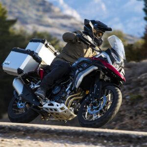 Alquiler de Macbor Montana XR5 trail en Santiago de Compostela | Franky Moto Adventures